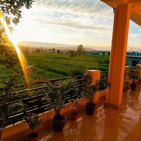 Airport Luxury Nature Homestay- Near Jolly Grant Airport Dehradun Doiwāla Exterior foto